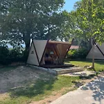 Karin 3* Gornji Karin