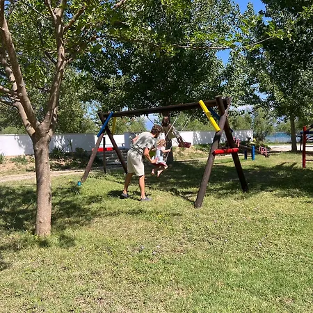 Karin 3* Gornji Karin