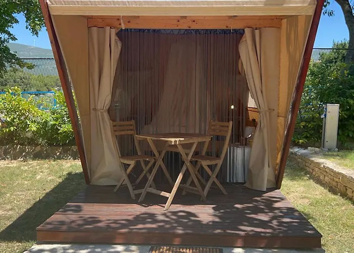 Кемпинг Karin Горни-Карин